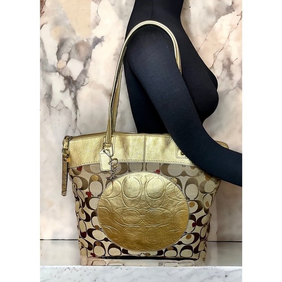 Coach F18870 Laura Signature Secret Admirer Tote & Matching Large Wristlet - Picture 6 of 13